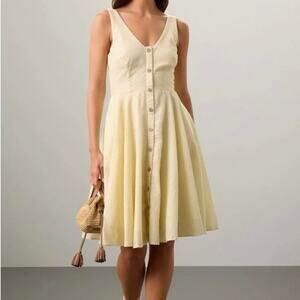 Slate & Willow Seersucker V-Neck yellow fit and flare Dress Size 8